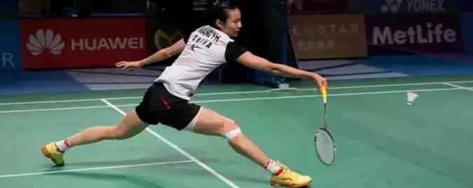 羽毛球怎样球速快,羽毛球步伐训练方法