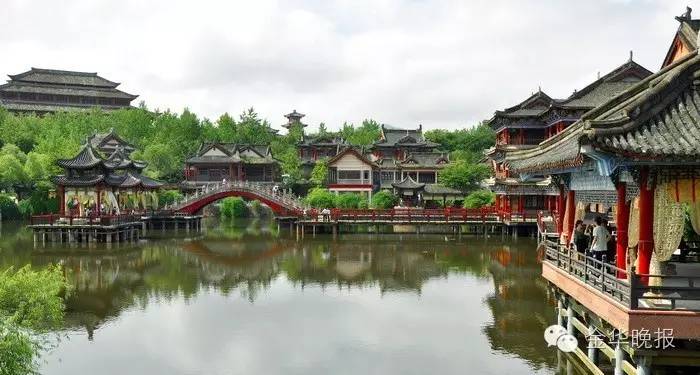 金华人的傲娇：快来测测你的身价值多少，小编邀你免费游横店