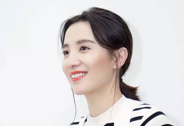 高圆圆同款发型适合你,复古运动风高圆圆发型