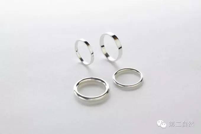 逆天啦，日本人设计出一枚银戒指，戴着戴着就变成了金戒指！