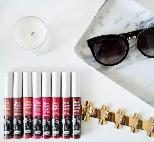 快来让这些彩妆教你谈恋爱 (让人心动的彩妆单品)