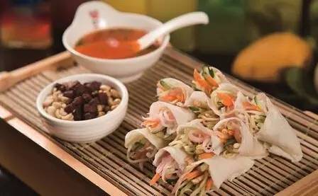 贵阳亨特索菲特酒店旁高楼,贵阳索菲特亨特酒店