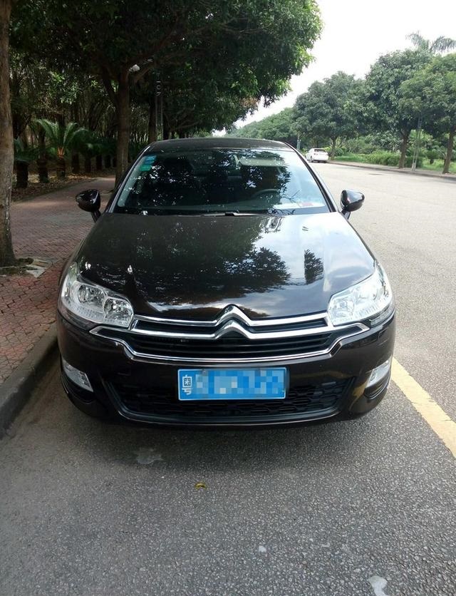 雪铁龙C51.6T豪华版,颇有风范