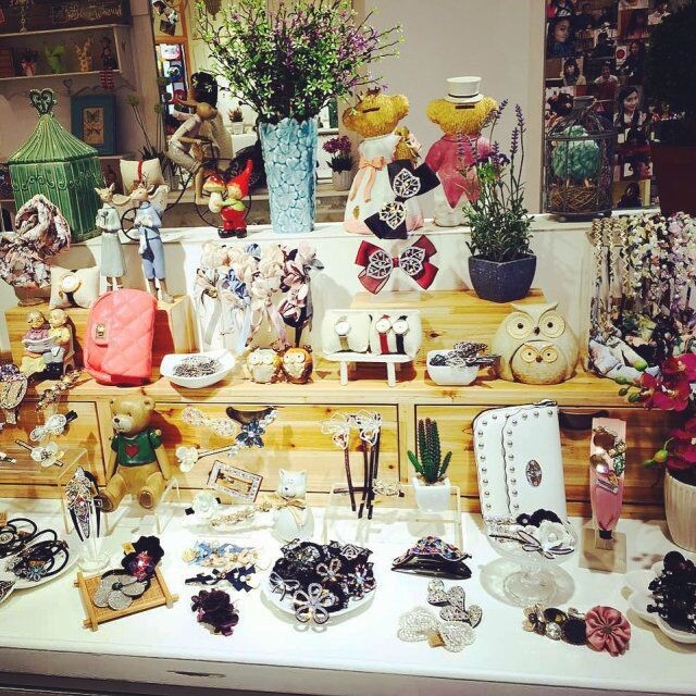 媒体聚焦,YIBOYO接受上海东方财经采访