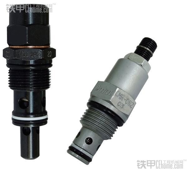 挖掘机中臂油缸掉臂是怎么回事,三一205挖掘机掉臂是什么问题