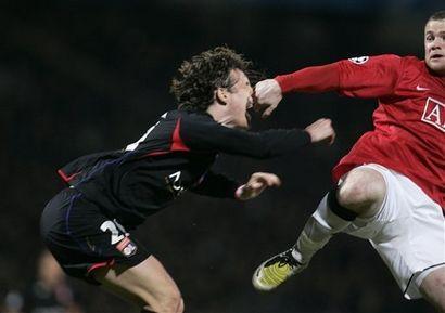 盘点足坛那些打架暴怒的时刻,足坛十大斗殴狠人