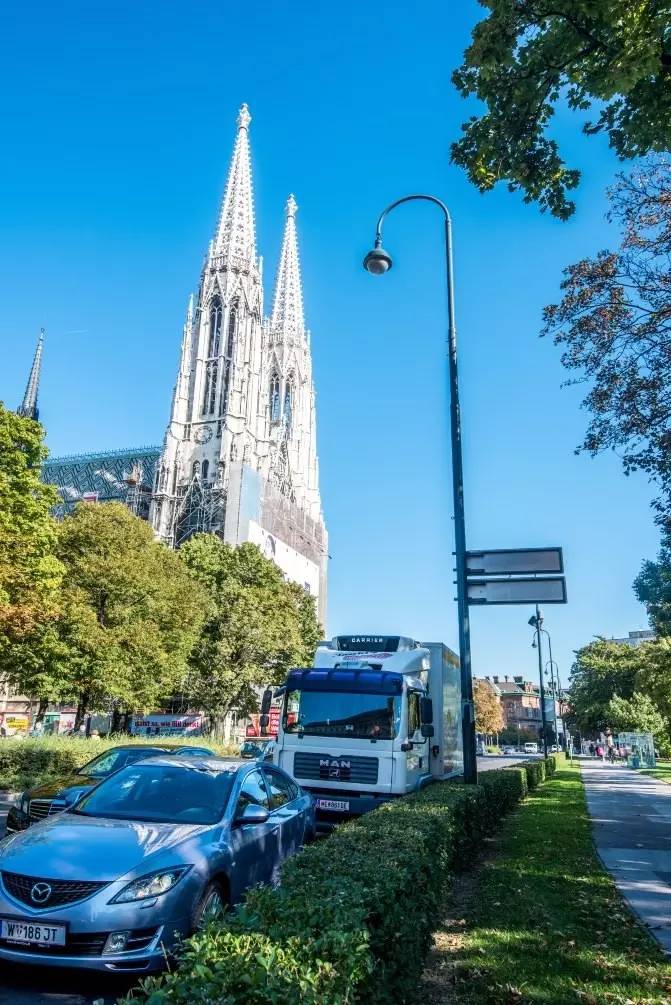 伪摄影师与真正的摄影师,伪摄影师