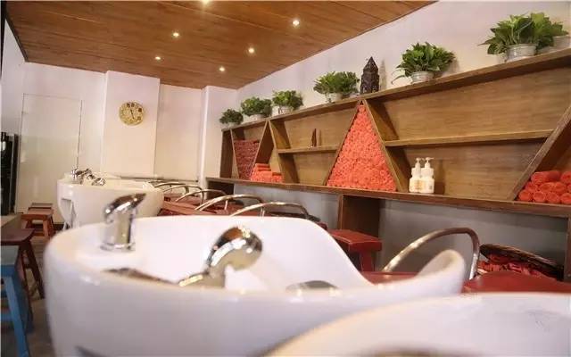 西安的高端美发店,西安抖音十大网红理发店