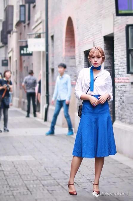 一件衬衫三种穿搭三种场合,男明星穿tb衬衫怎么搭