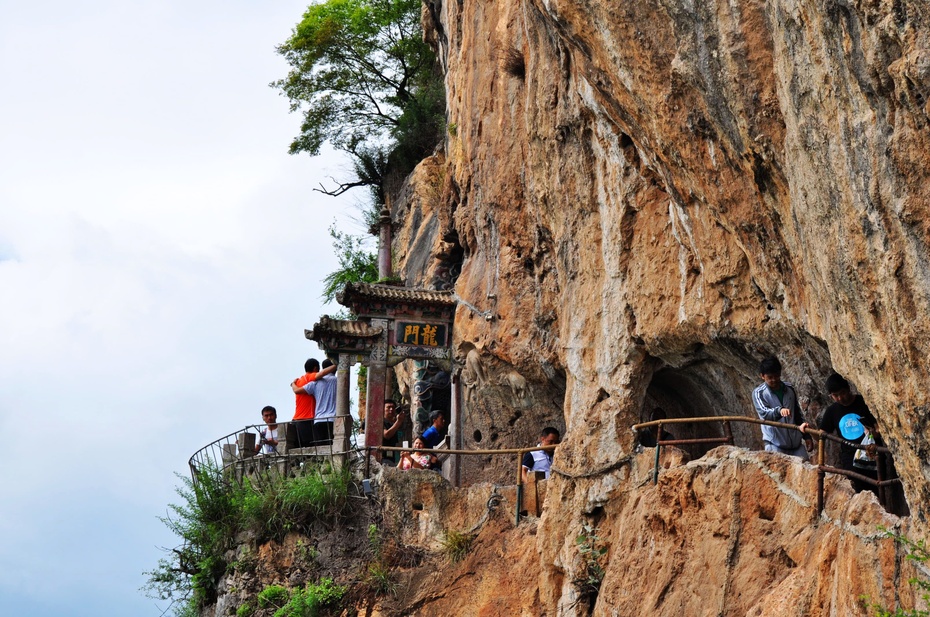 昆明西山的龙门堪称滇中第一胜景,昆明西山龙门最好的地方
