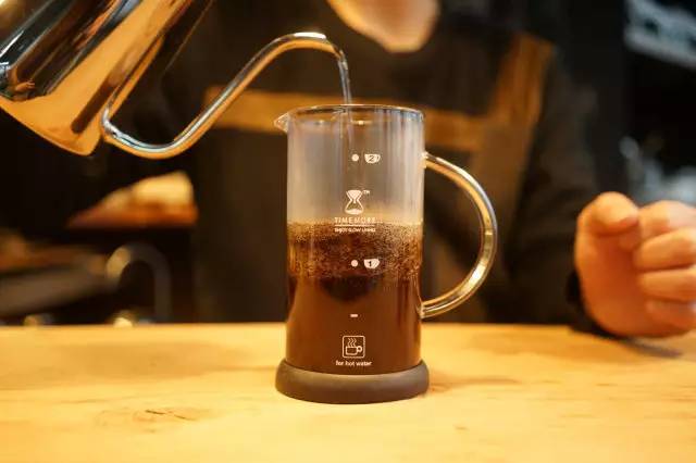 法压壶滤纸使用方法,法压壶使用什么咖啡豆