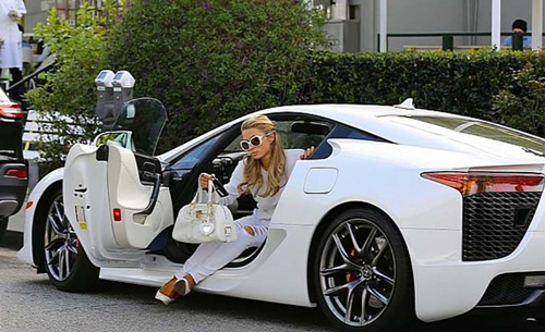 被好莱坞白富美玩于股掌的小汽车们