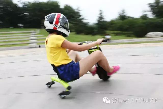 儿童三轮迷你漂移车,让孩子爱不释手的遥控车玩具