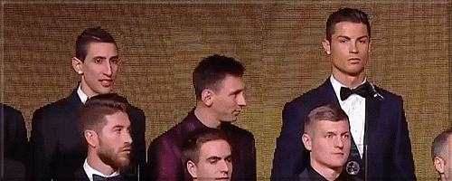 足球球员搞怪图片,足球搞笑庆祝动作gif