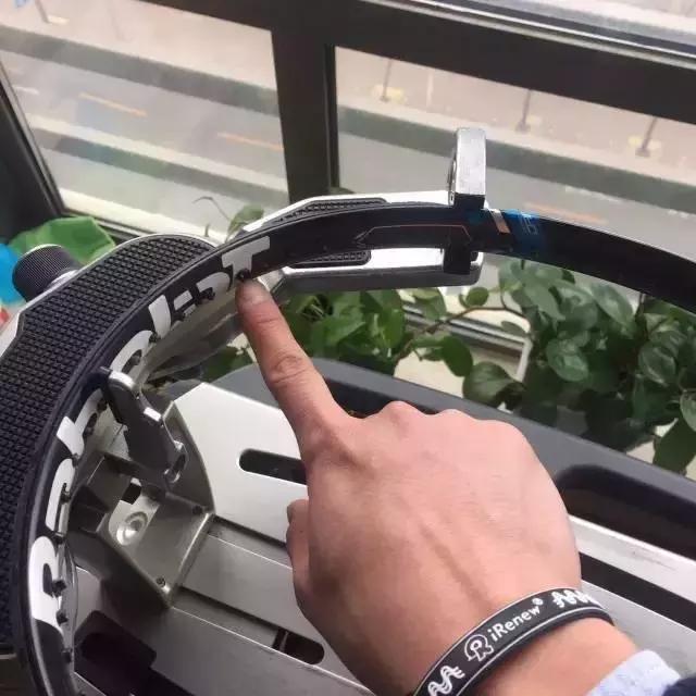 乒乓球拍r6002净重多少,什么决定球拍的挥重