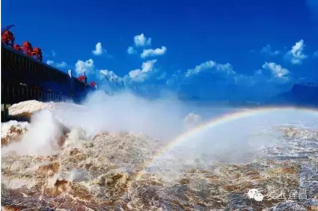 爱旅游的宜昌人不一定知道，出行用它据说能省好几千元！