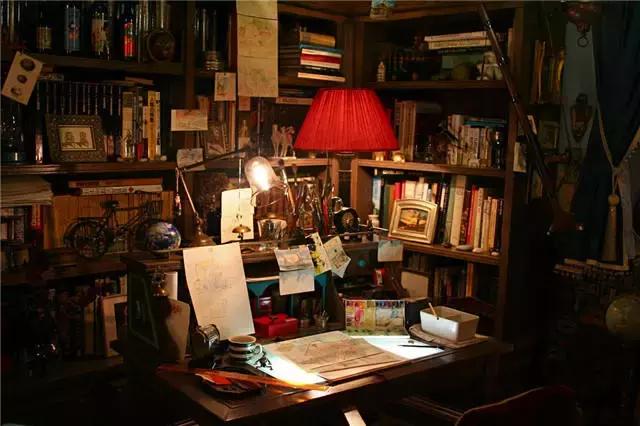 一个胖纸没有什么不好，最起码可以温暖其他人...