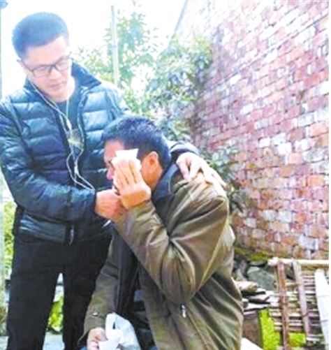 丈夫偷*妻换**子备孕药，至她重症入院，真相却感动了医生