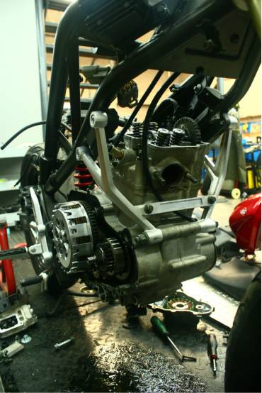 一探究竟！专业拆解告诉你RZ3何以称为“街霸”