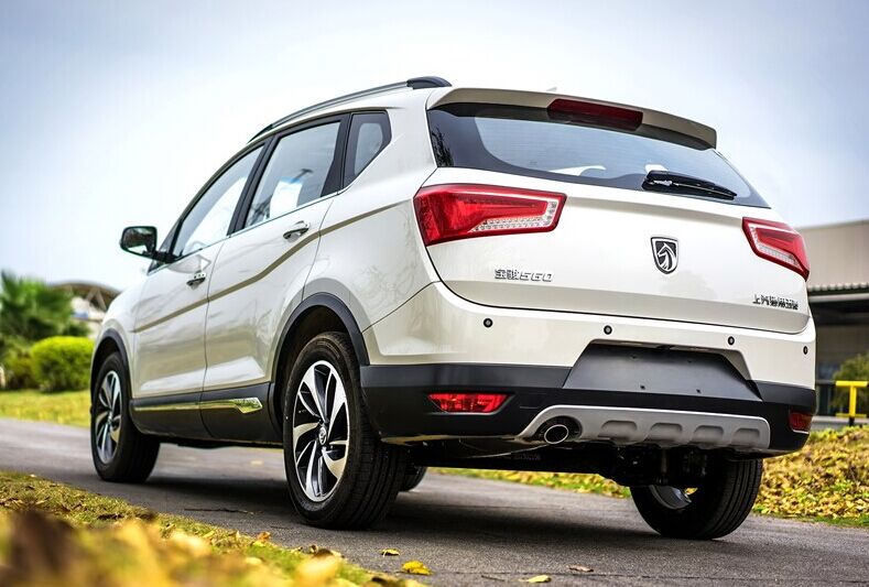 超高性价比SUV宝骏560对比大迈X5