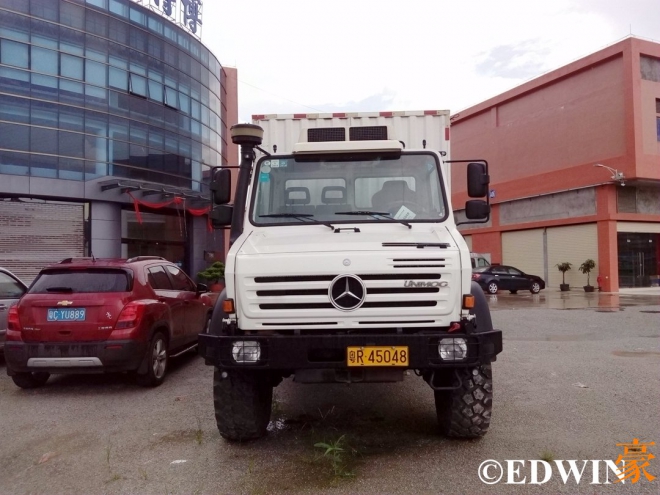 乌尼莫克u5000与u4000有何不同,奔驰乌尼莫克u400军用卡车