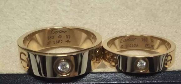 买仿品有必要吗,高仿和正品能一眼看出来吗