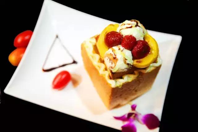 包头*阳城太**这家烤肉店，竟然有款能让人喝醉的饮料！