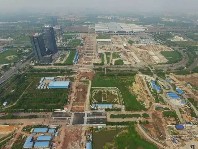 足球场球迷沸腾,广州番禺哪里有免费足球场