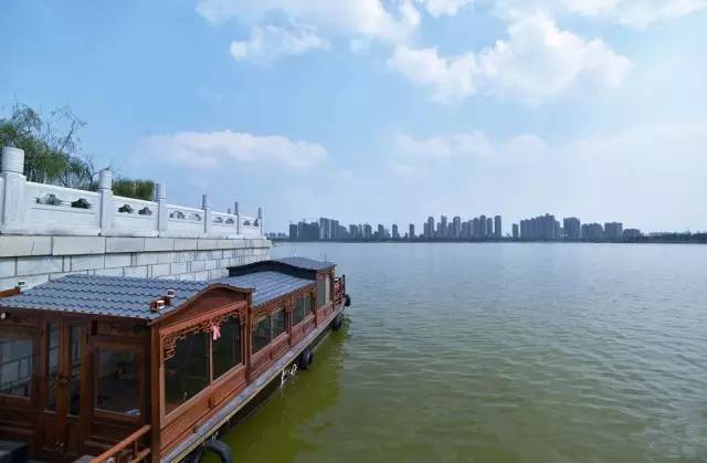 开封西湖音乐喷泉,最美西湖胜景