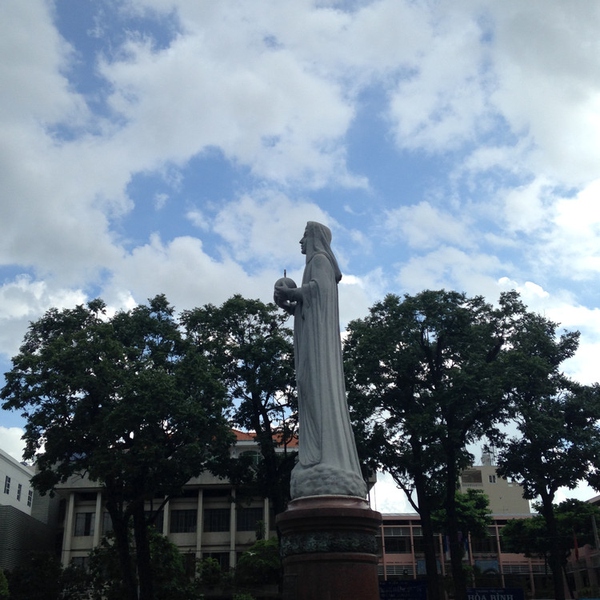 两千人民币去泰国旅游够吗,两千出国旅游