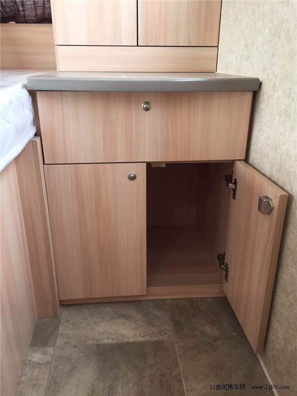 单拓展c型房车凯伦宾威,凯伦宾威zk5048x