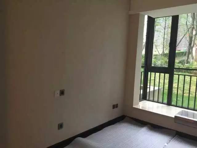 美女设计师设计小户型,99平房子装修女设计师