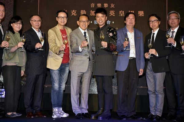 李克勤加盟英皇娱乐：就像足球转会一样，希望挑战新事物