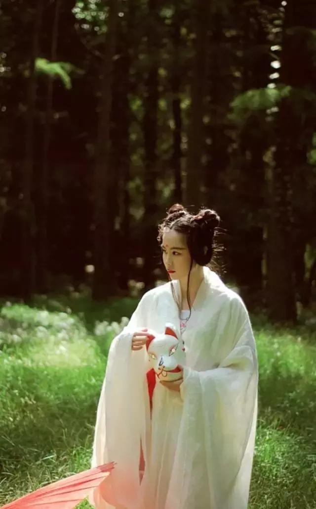 中国汉服穿搭女,好看的汉服搭配女