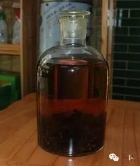 一侗给您介绍一位年轻的侗族捕猎能手——阿现大师