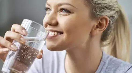 瑜伽轻断食的具体方法,瑜伽断食的操作方法