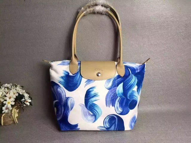 longchamp饺子包耐用吗,longchamp饺子包辨别真假