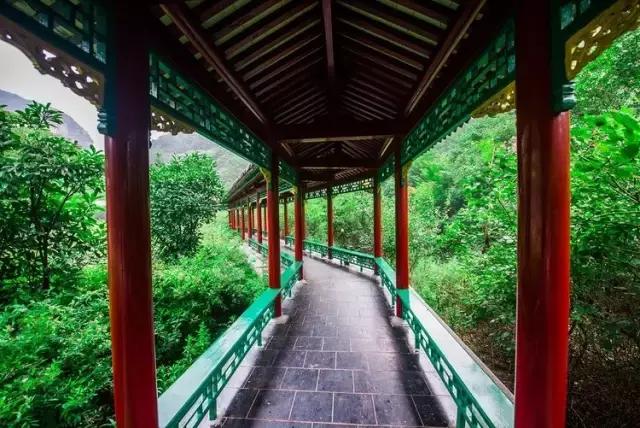 悬泉飞瀑的风景图,悬泉山瀑布在什么地方