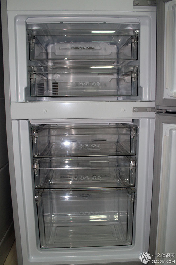 哈，你家的冰箱能安装QQ斗地主吗？