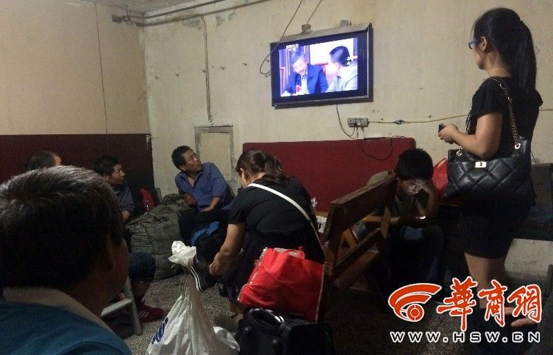 火车站售票电话咨询热线,火车站求买票的是骗子吗