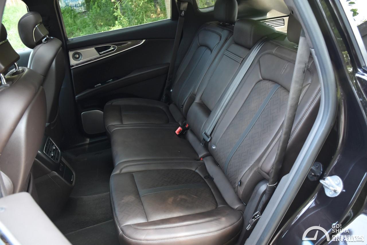 林肯mkx七座空间,林肯mkx2017款2.0t两驱尊享版