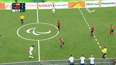 这才是真正的中国足球第一人,13年前中国男足3-0击败韩国