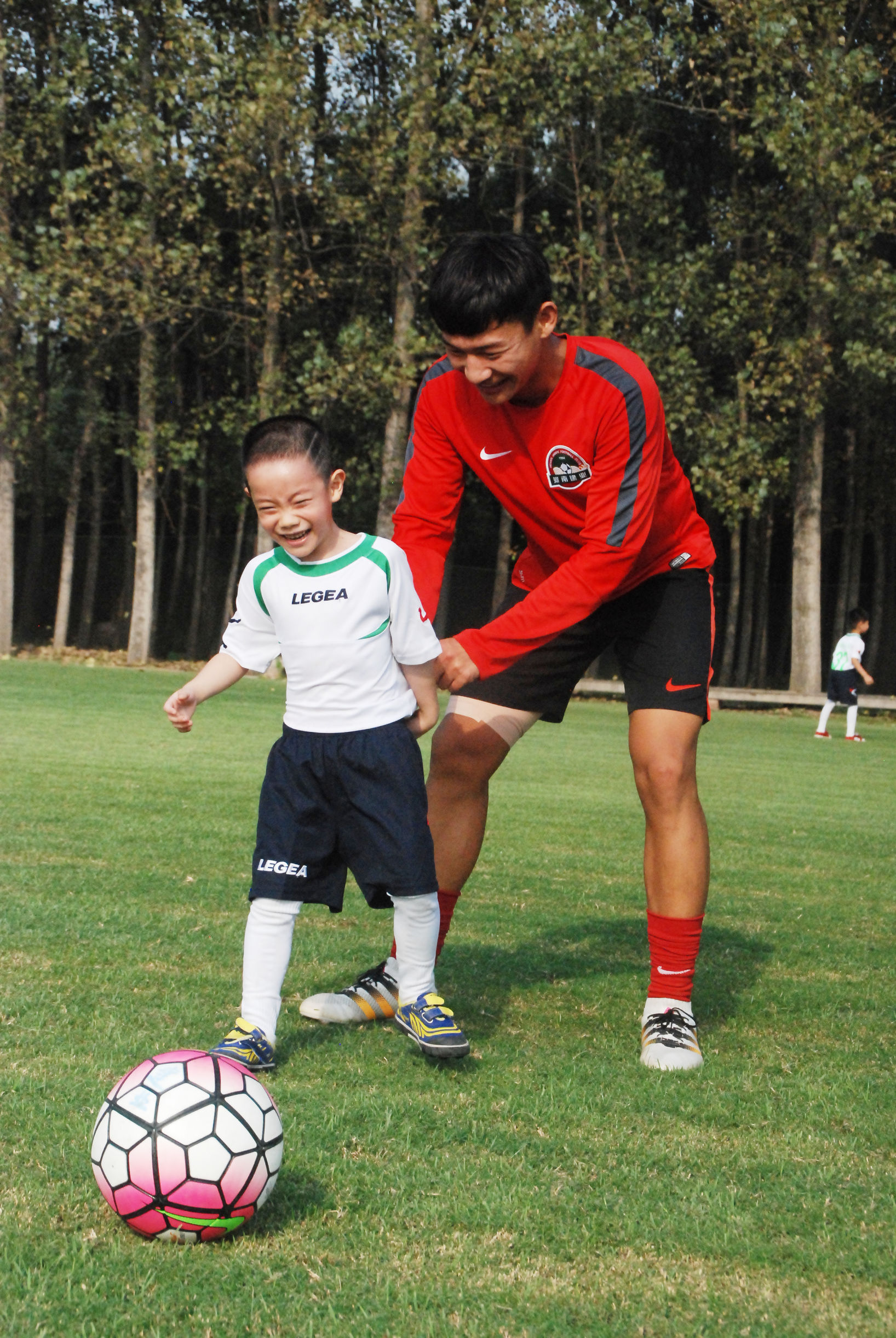 足球河南建业vs长春,足球河南建业