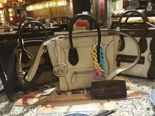 赵薇杨幂舒淇汤唯齐斗艳,赵薇舒淇黄晓明