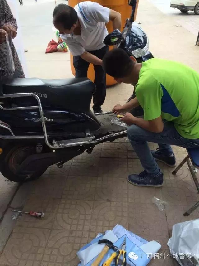 小电驴内心独白：爱我不用抱抱我，只需为我加把“安心锁”