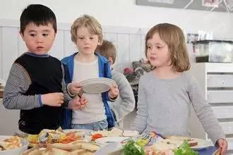 宝宝缺钙铁锌硒,孩子锌钙维生素都缺