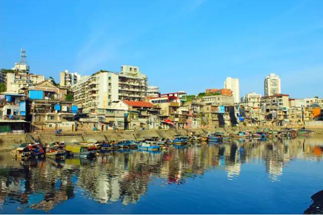 为什么年轻人还没离开厦门,多少人离开了厦门