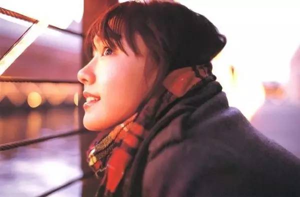 仿若中秋皎月！这颜值美得我睁不开眼