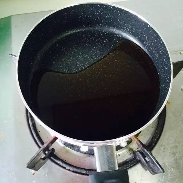 现在网上很火的蛋烘糕怎么做,自制蛋烘糕的超简单做法