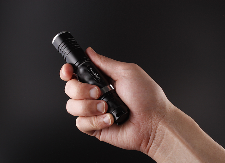 tank007玉石手电怎么样,tank007紫光手电怎么样